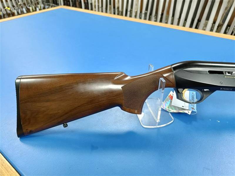 BENELLI 12 Gauge MONTEFELTRO EXTRALIGHT