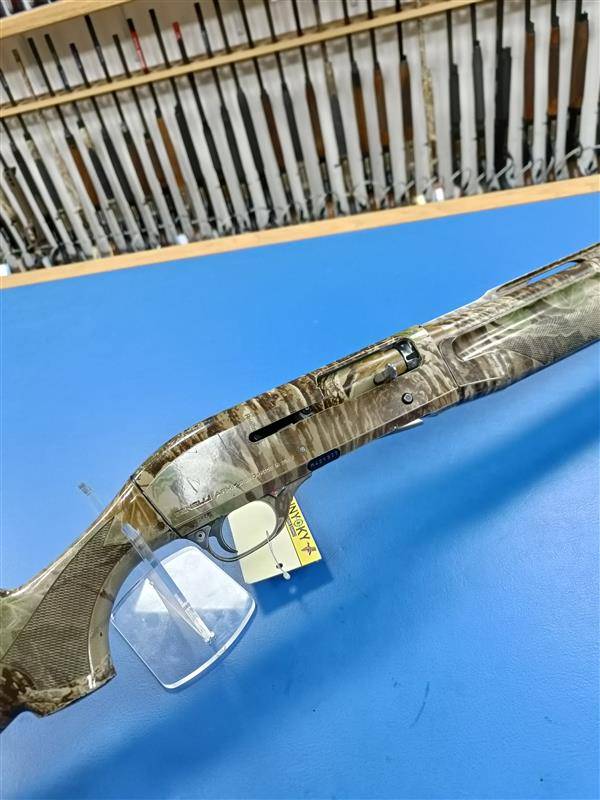 BENELLI 12 Gauge M1 SUPER 90