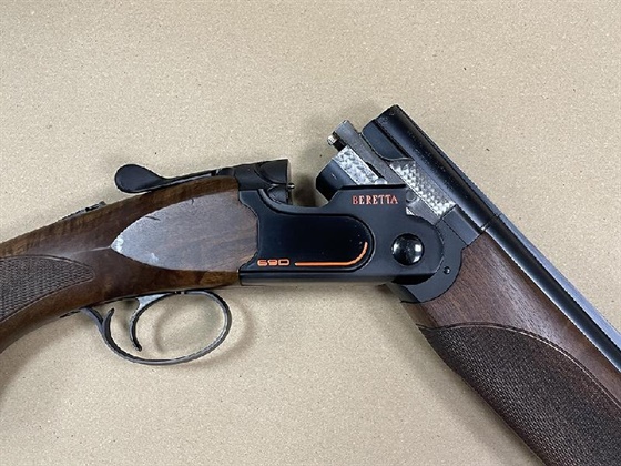 BERETTA 12 Gauge 690 BLACK