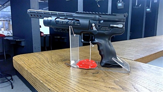 WEIHRAUCH .22 HW44