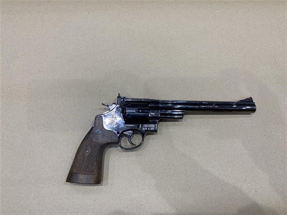 SMITH AND WESSON .177 MODEL 29