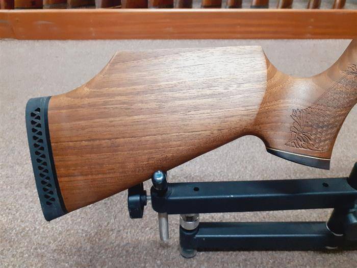 AIR ARMS .22 TX200 WALNUT