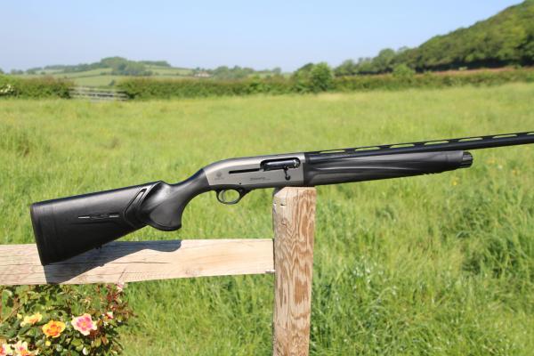 BERETTA 12 Gauge 400 EXTREMA UNICO, EXC. COND. & STEEL-PROOF 400 EXTREMA UNICO, EXC. COND. & STEEL-PROOF