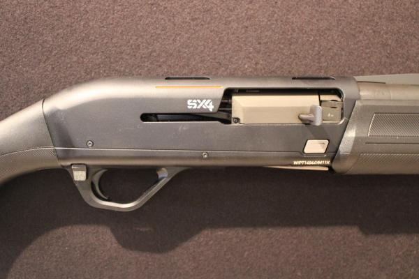 WINCHESTER 12 Gauge SX4 COMPOSITE