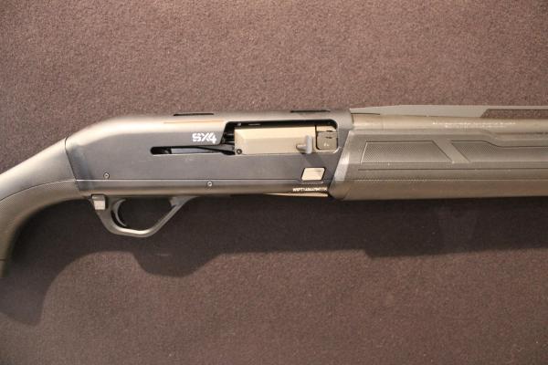 WINCHESTER 12 Gauge SX4 COMPOSITE