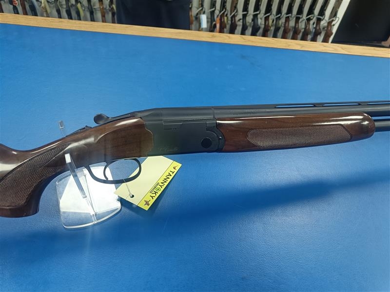BERETTA 12 Gauge 686 ESSENTIAL