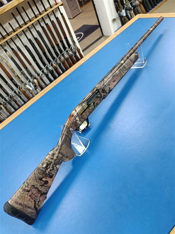 BROWNING 12 Gauge MAXUS