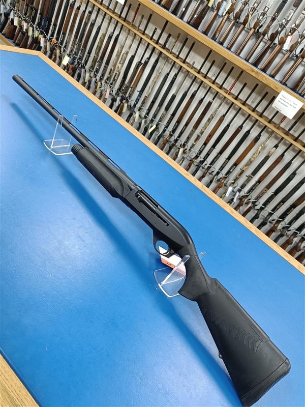 BENELLI 12 Gauge M2