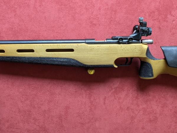 ANSCHUTZ .22 LR 1803