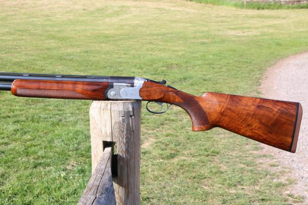 BERETTA 12 Gauge 682 DELUXE, UNBELIEVABLE CONDITION