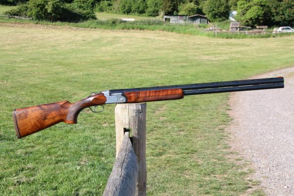 BERETTA 12 Gauge 682 DELUXE, UNBELIEVABLE CONDITION