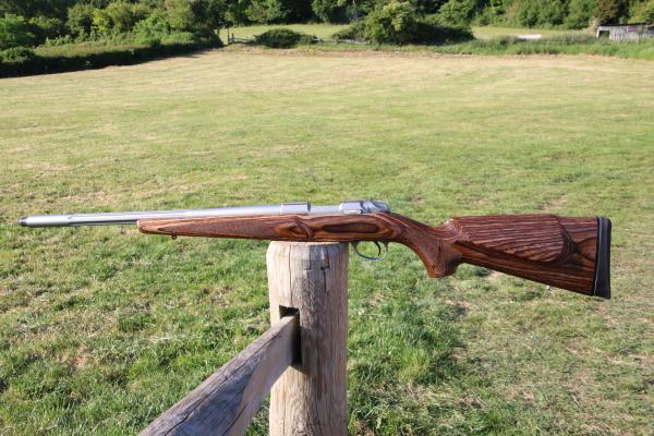 SAKO .223 85 STAINLESS LAMINATE FLUTED VARMINT, GOOD BORE!