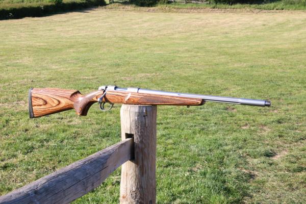 SAKO .223 85 STAINLESS LAMINATE FLUTED VARMINT, GOOD BORE!
