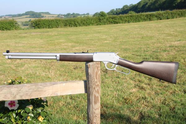HENRY REPEATING ARMS .357 MAGNUM - .38 SPECIAL 357 ALL-WEATHER, CLOSE TO NEW, £100 TO CHARITY