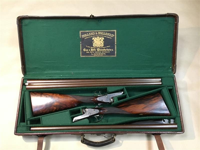 HOLLAND & HOLLAND 12 Gauge ROYAL - PAIR