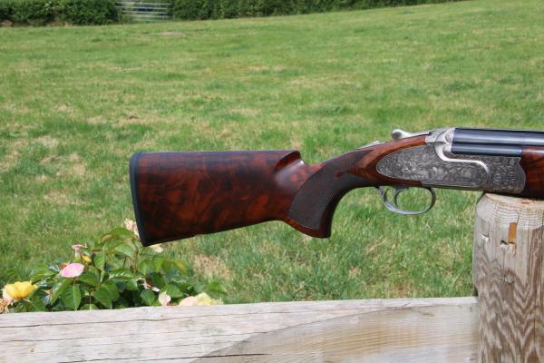CAESAR GUERINI 12 Gauge  Invictus VII 32, GREAT WOOD, HP STEEL OKAY