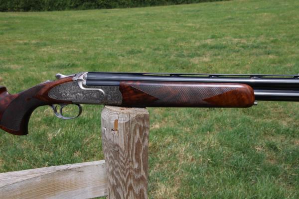 CAESAR GUERINI 12 Gauge  Invictus VII 32, GREAT WOOD, HP STEEL OKAY