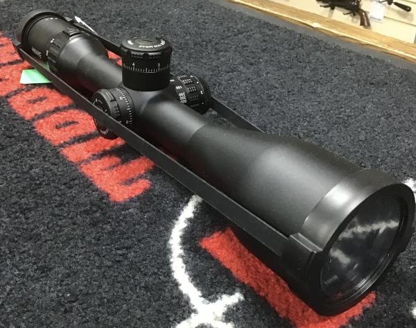 Hawke Sidewinder 6-24x56