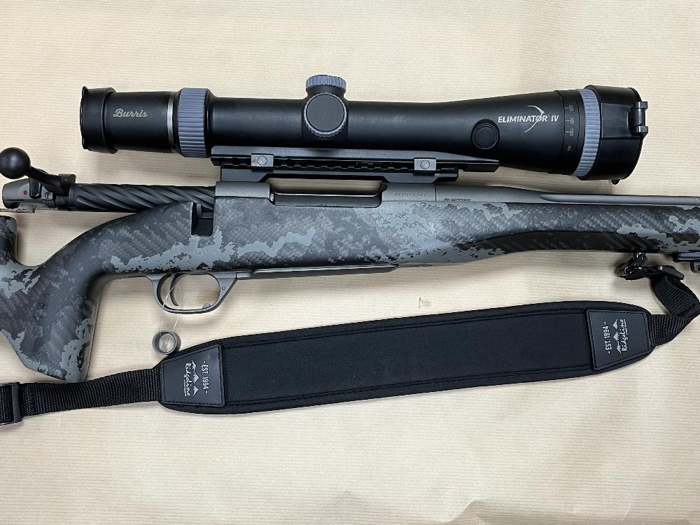 WEATHERBY .300 Win Mag MARK V ACCUMARK PRO