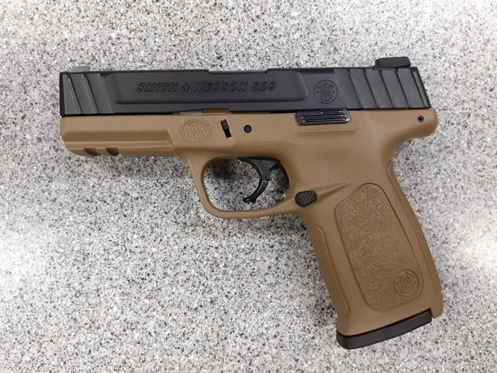 SMITH & WESSON 9MM SD9 WD FDE