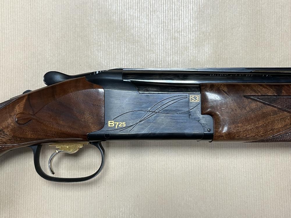 BROWNING 12 Gauge B725 BLACK EDITION S3
