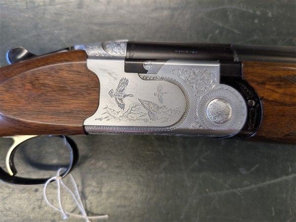 BERETTA 12 Gauge 687 Delux