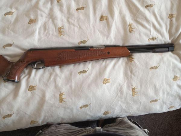 AIR ARMS .22 TX 200 HC