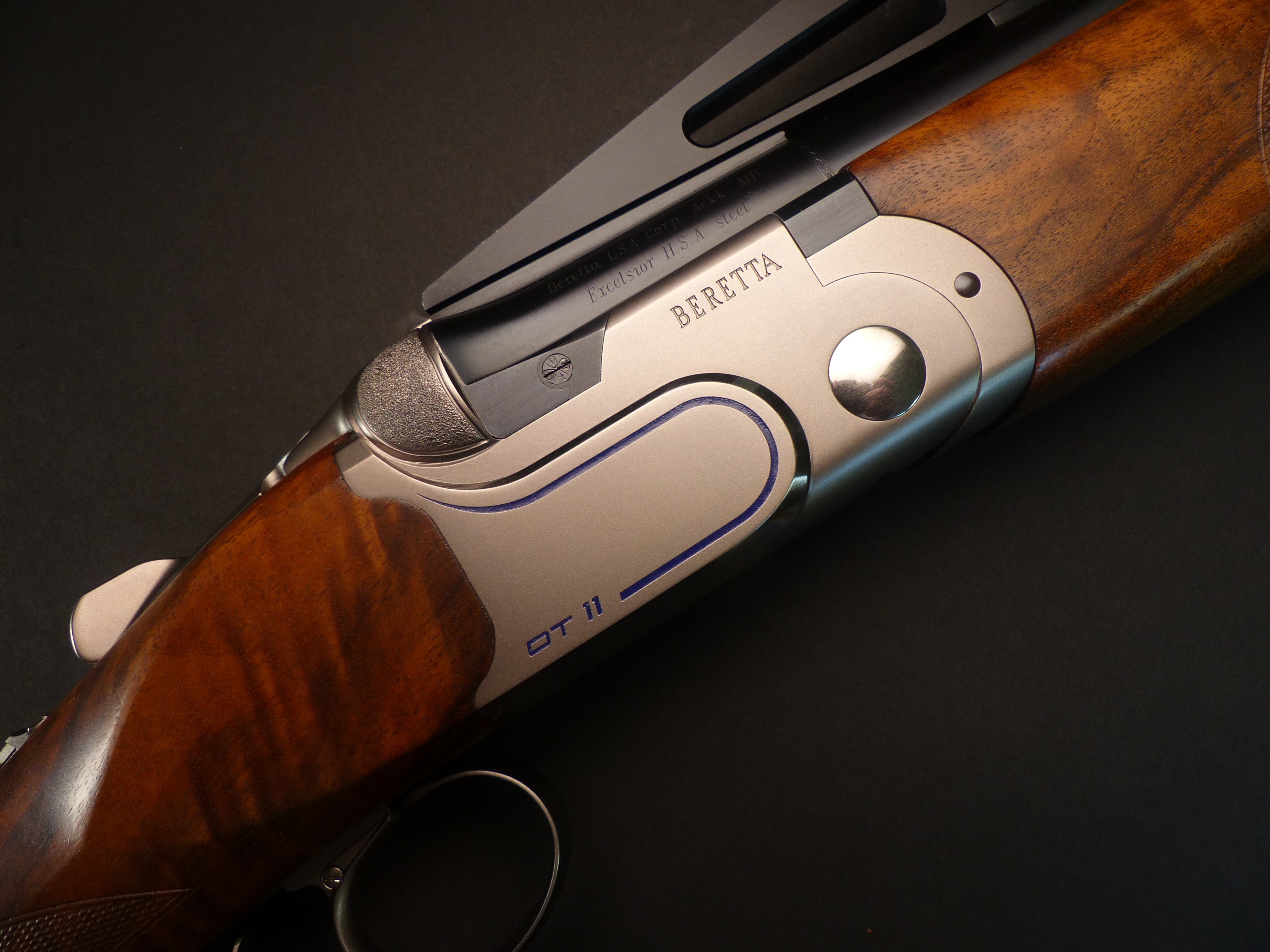 BERETTA 12 Gauge DT11 X TRAP