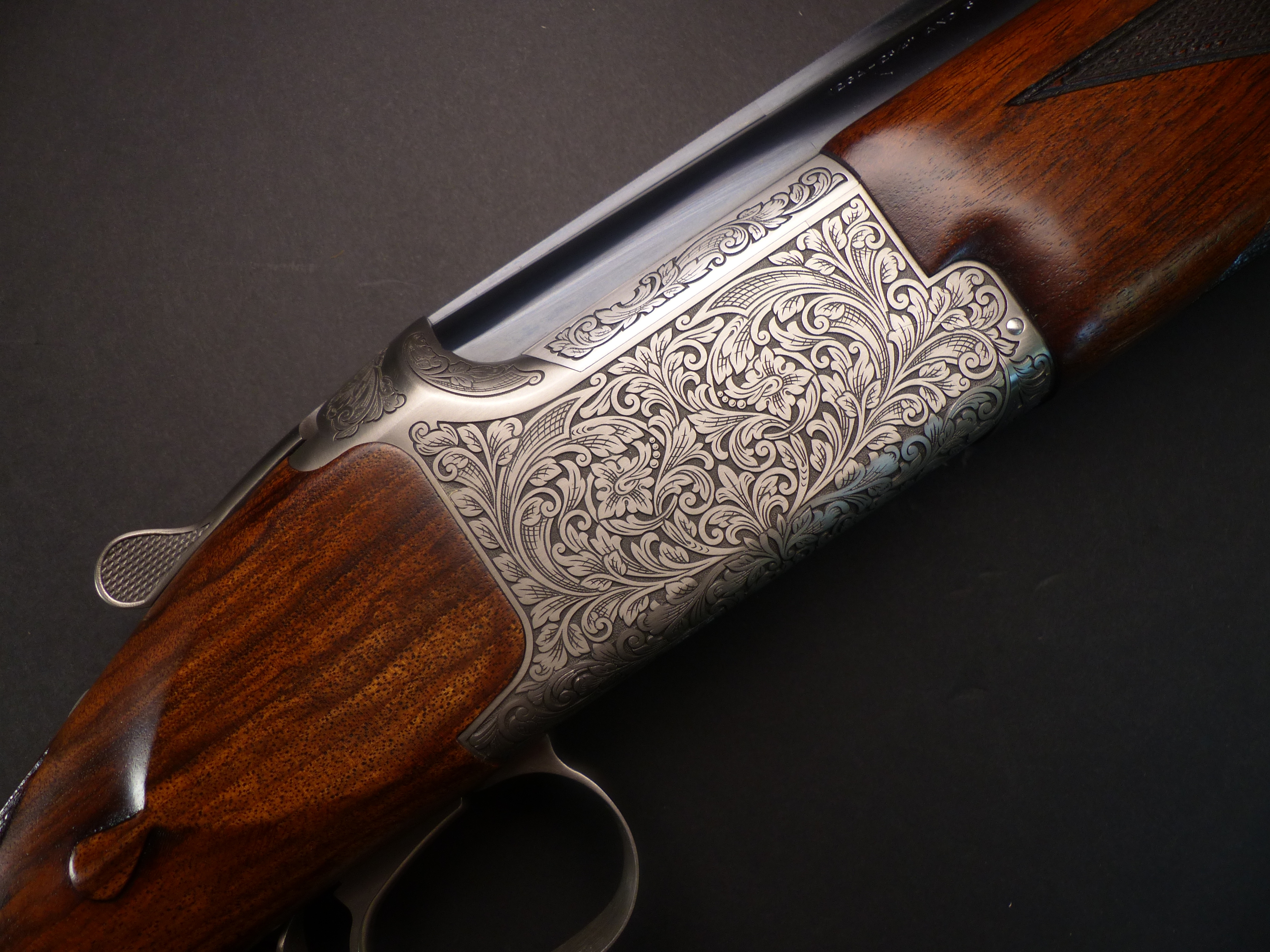 BROWNING 12 Gauge B525 EXQUISITE