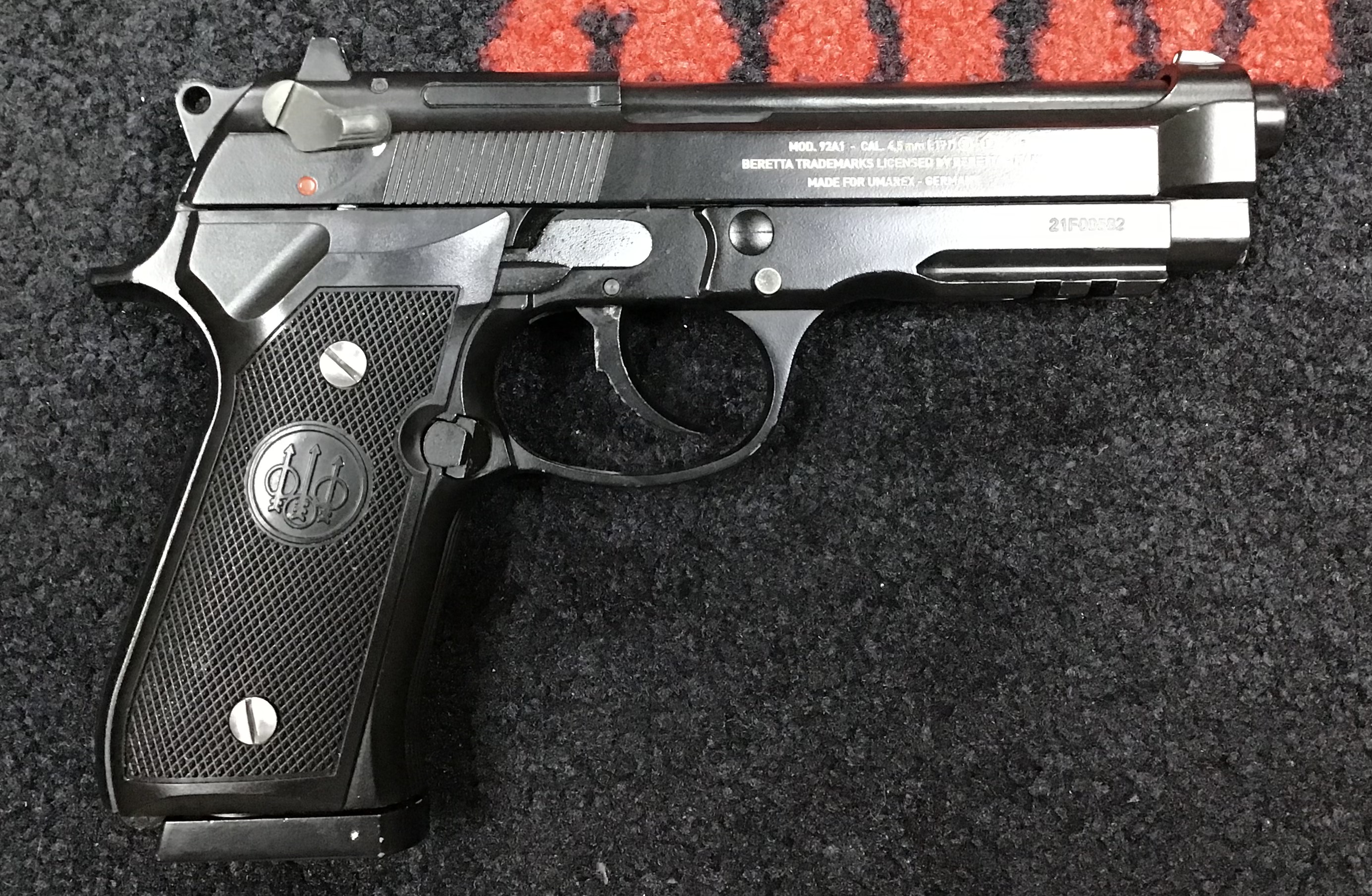 UMAREX .177 (BB) BERETTA M92 A1