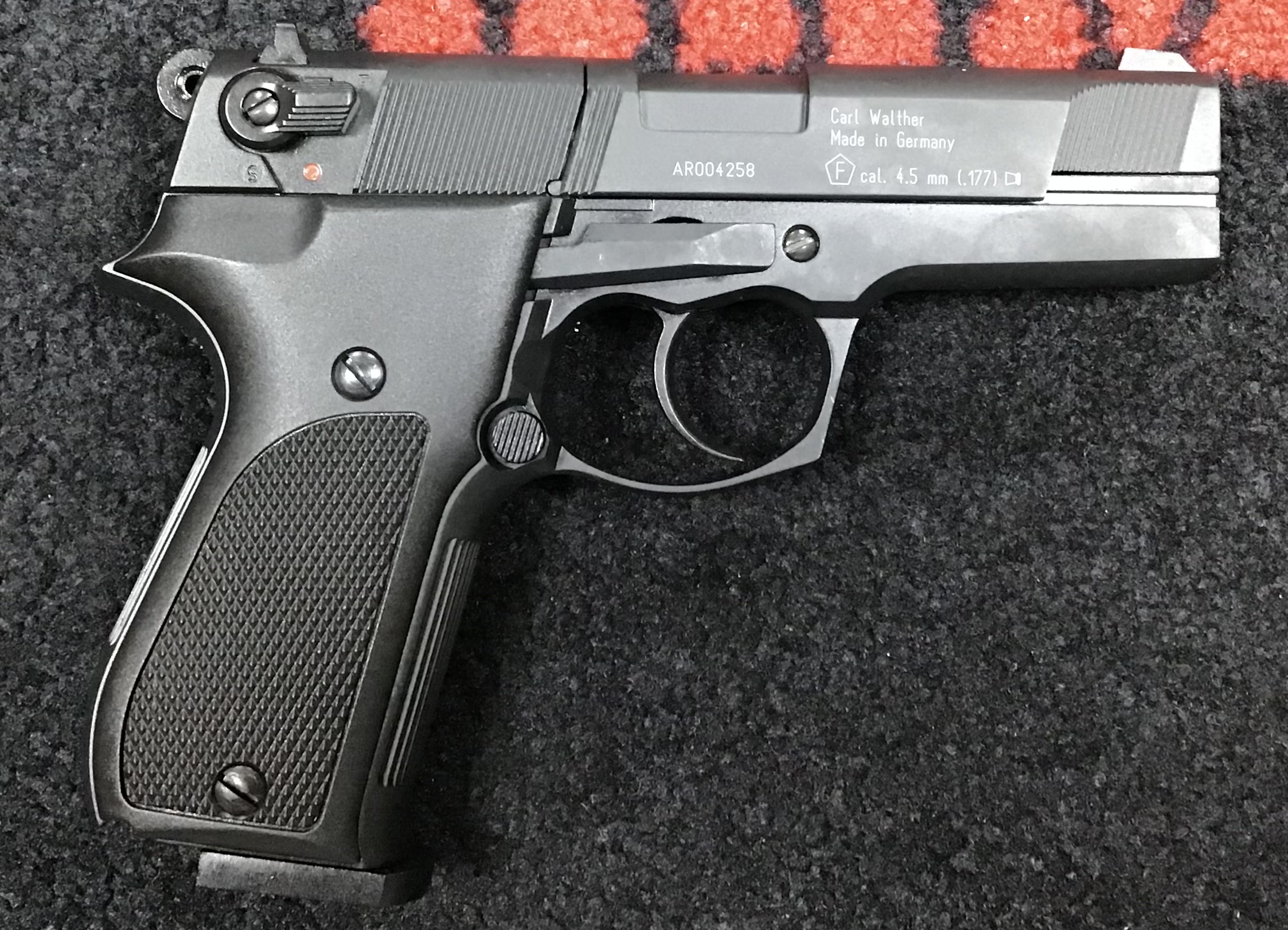 UMAREX .177 Walther CP88