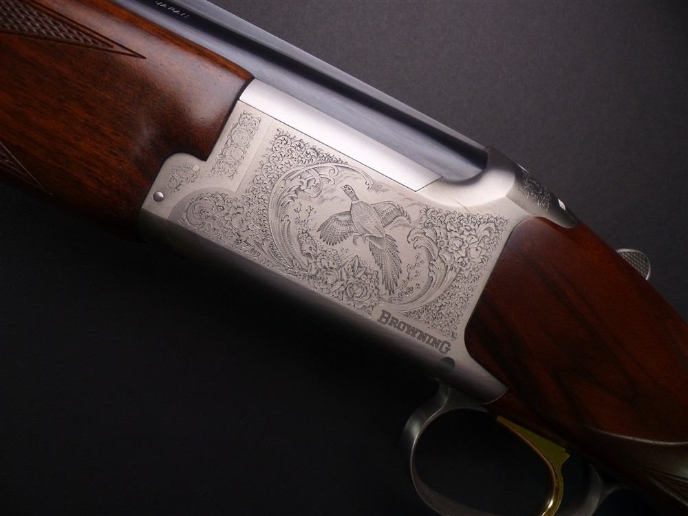 BROWNING 12 Gauge 525 Grade 1