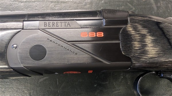 BERETTA 12 Gauge 688 Black Performance