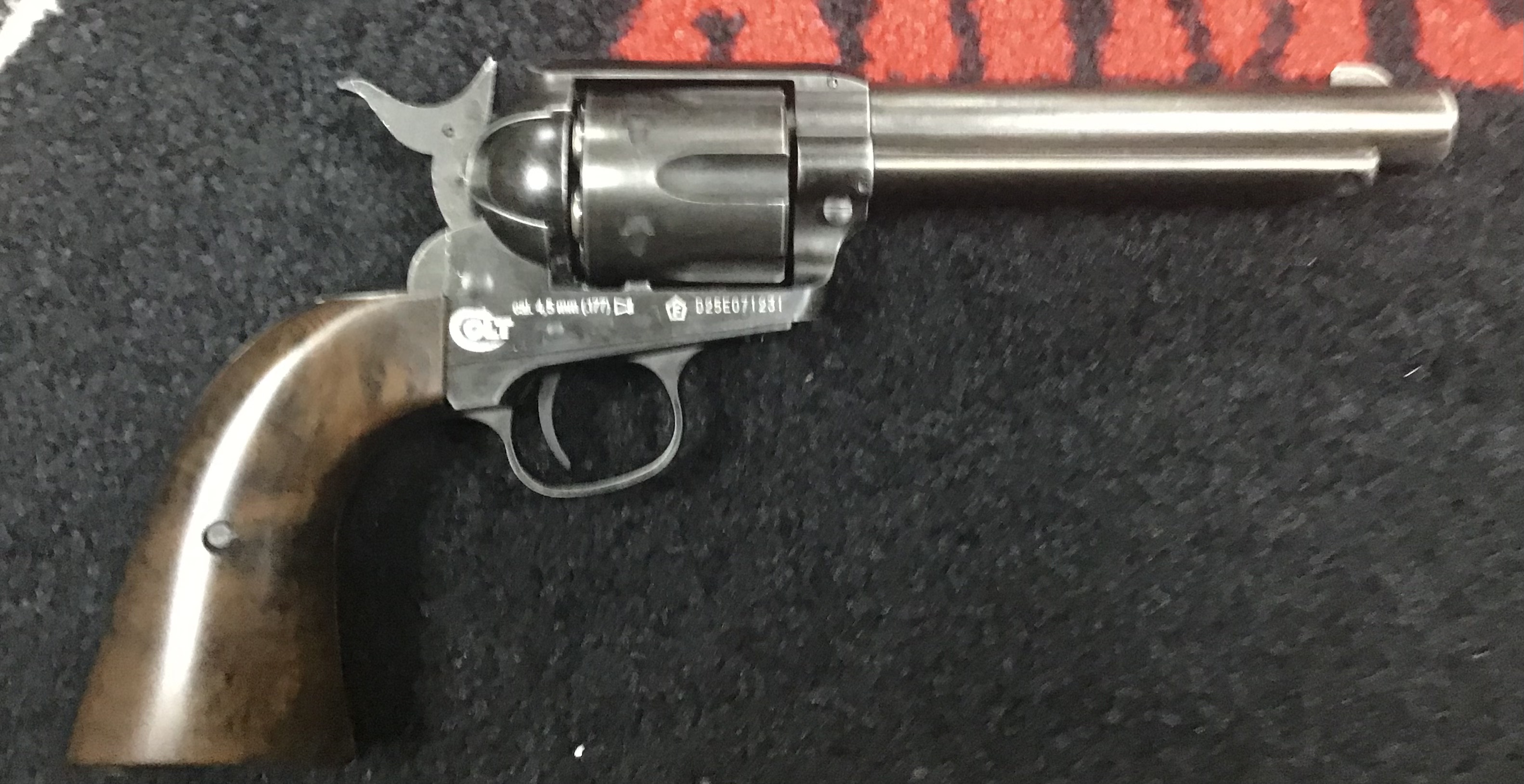 UMAREX .177 COLT SAA .45 5.5