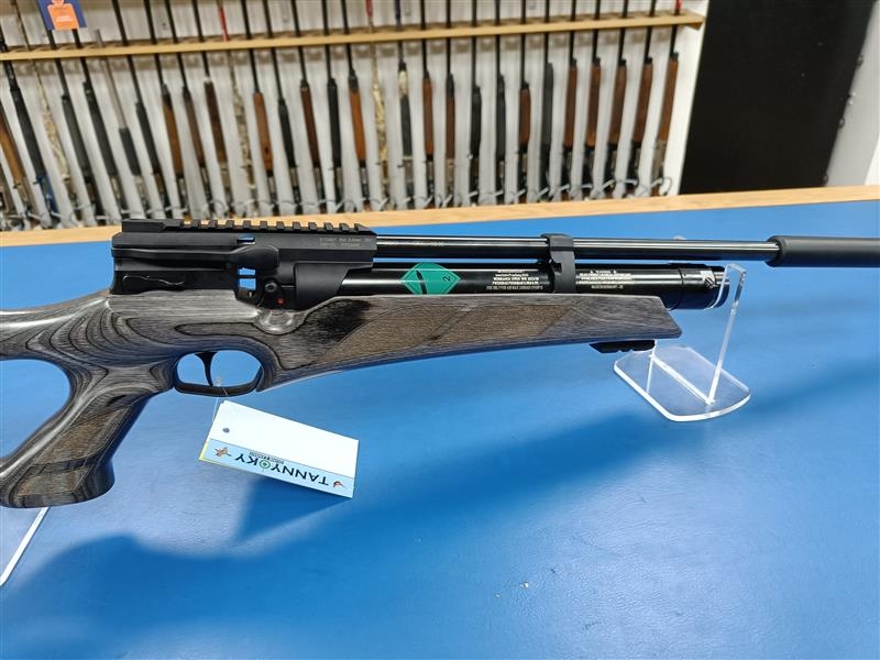 WEIHRAUCH .22 HW110 TH