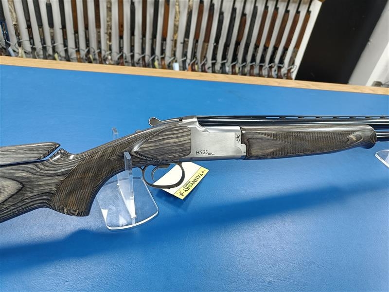BROWNING 12 Gauge B525 Laminate Sporter