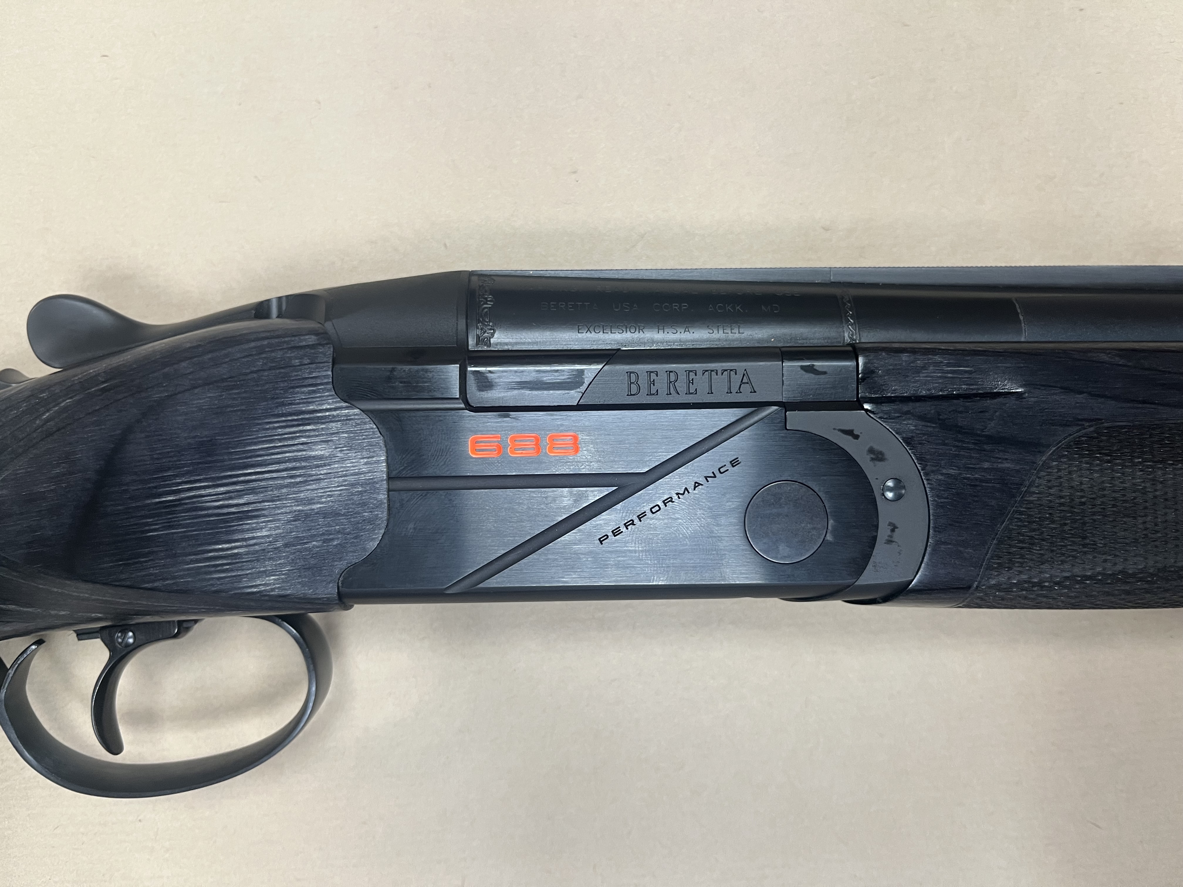 BERETTA 12 Gauge 688 Black Performance