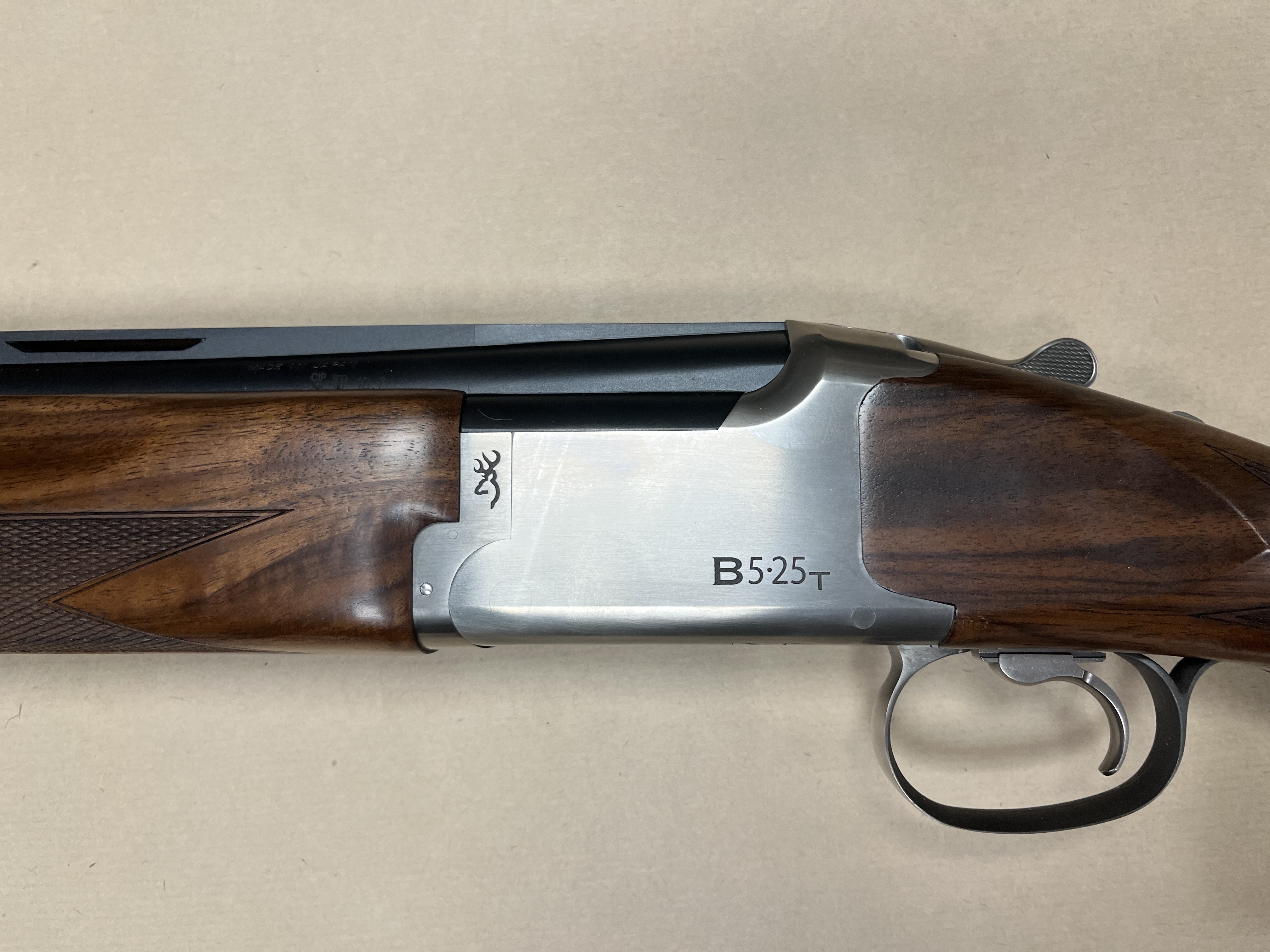 BROWNING 12 Gauge B525 TRAP