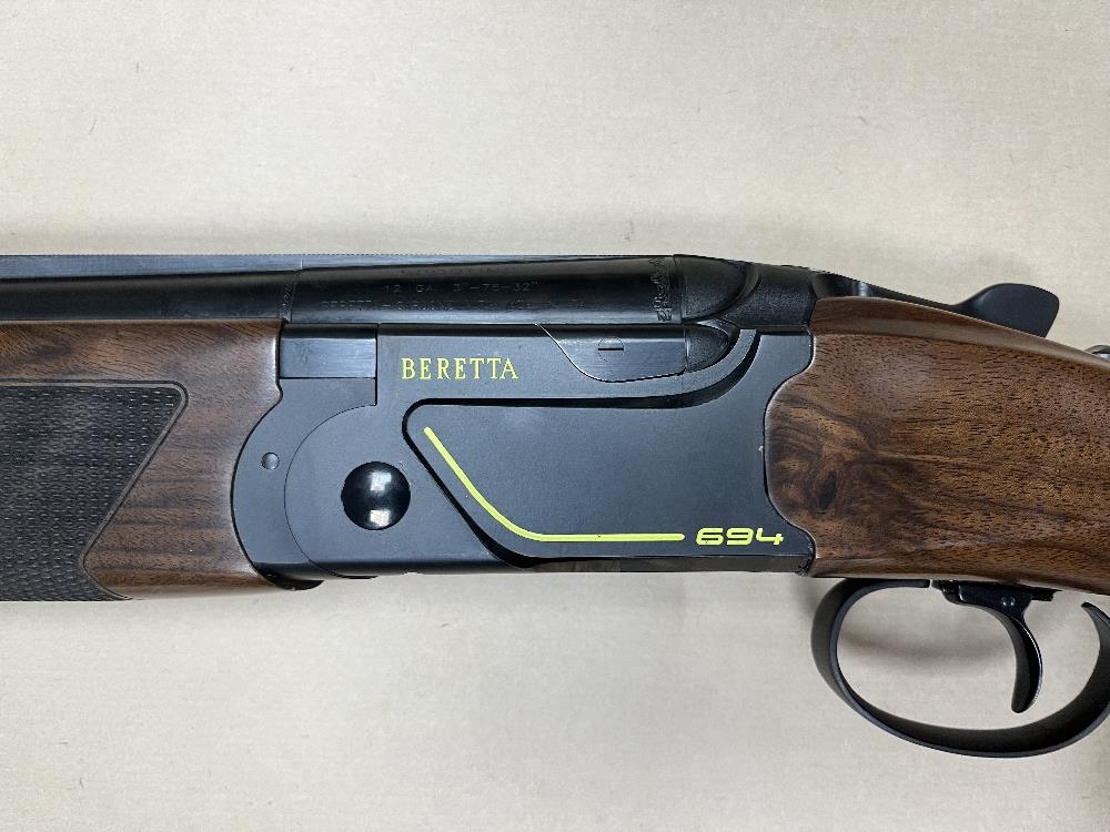 BERETTA 12 Gauge 694 DLC