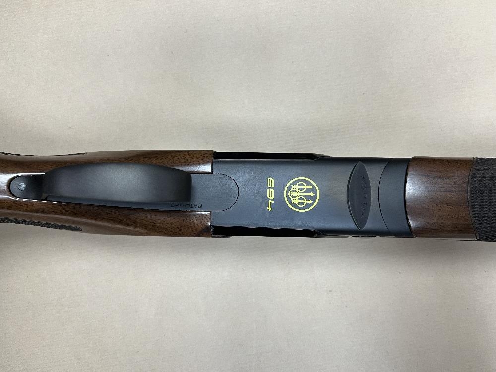 BERETTA 12 Gauge 694 DLC