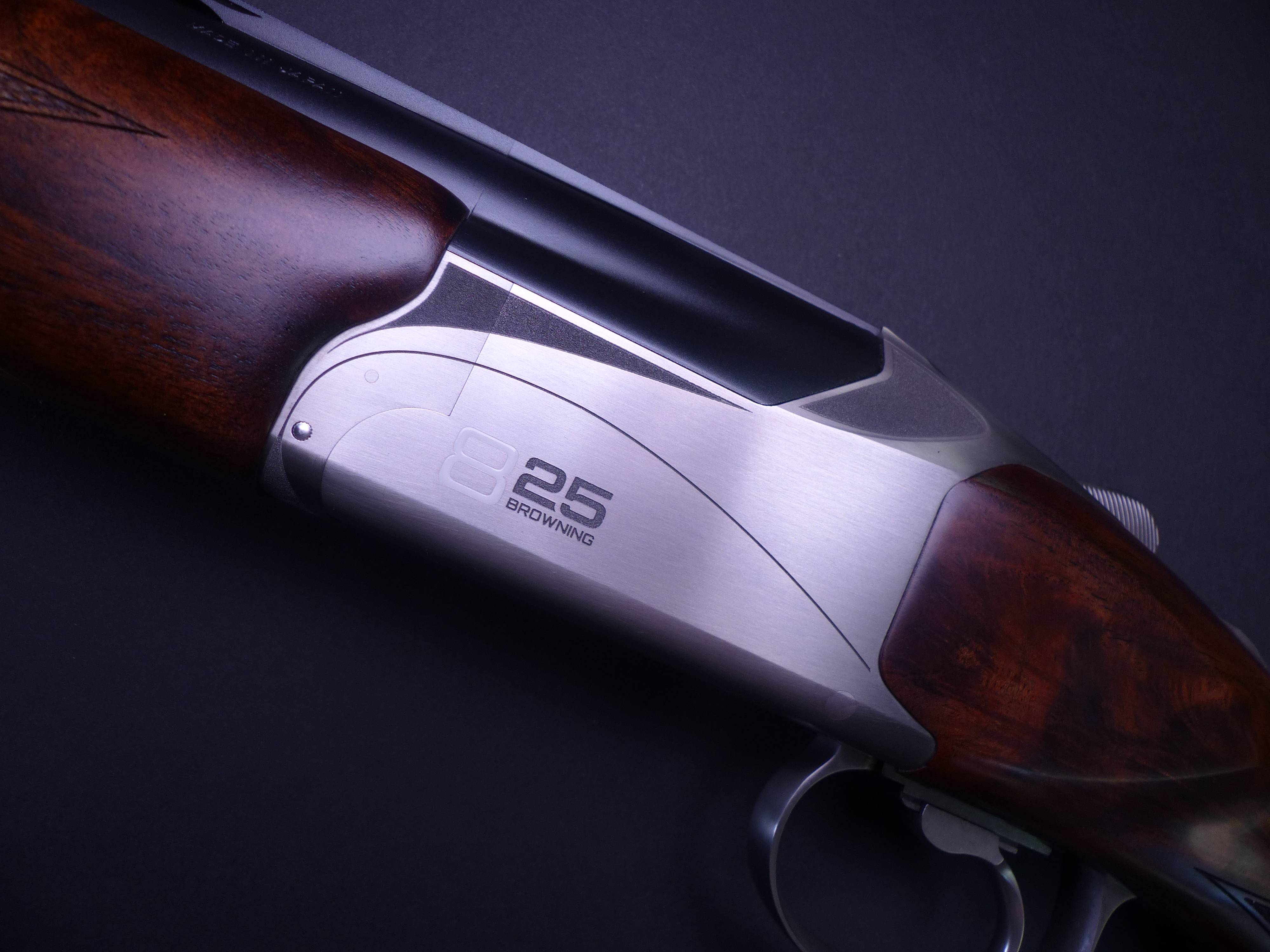 BROWNING 12 Gauge B825 Sport Adjustable 