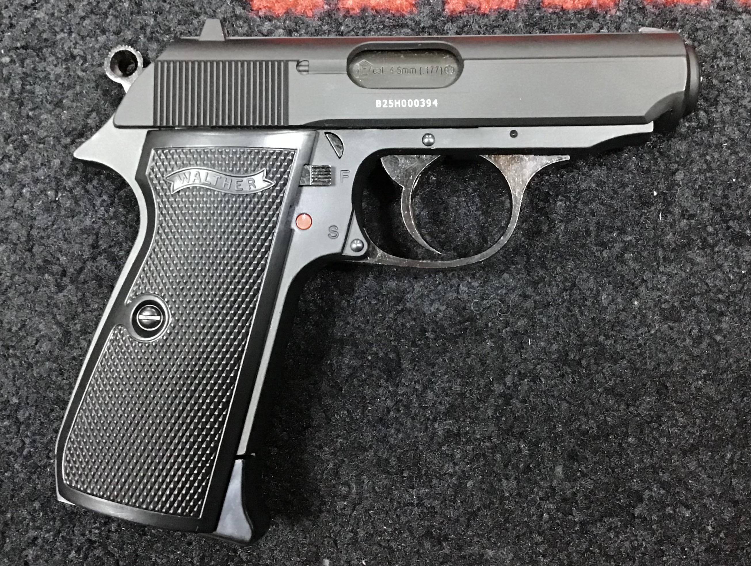 UMAREX .177 (BB) WALTHER PPK-S