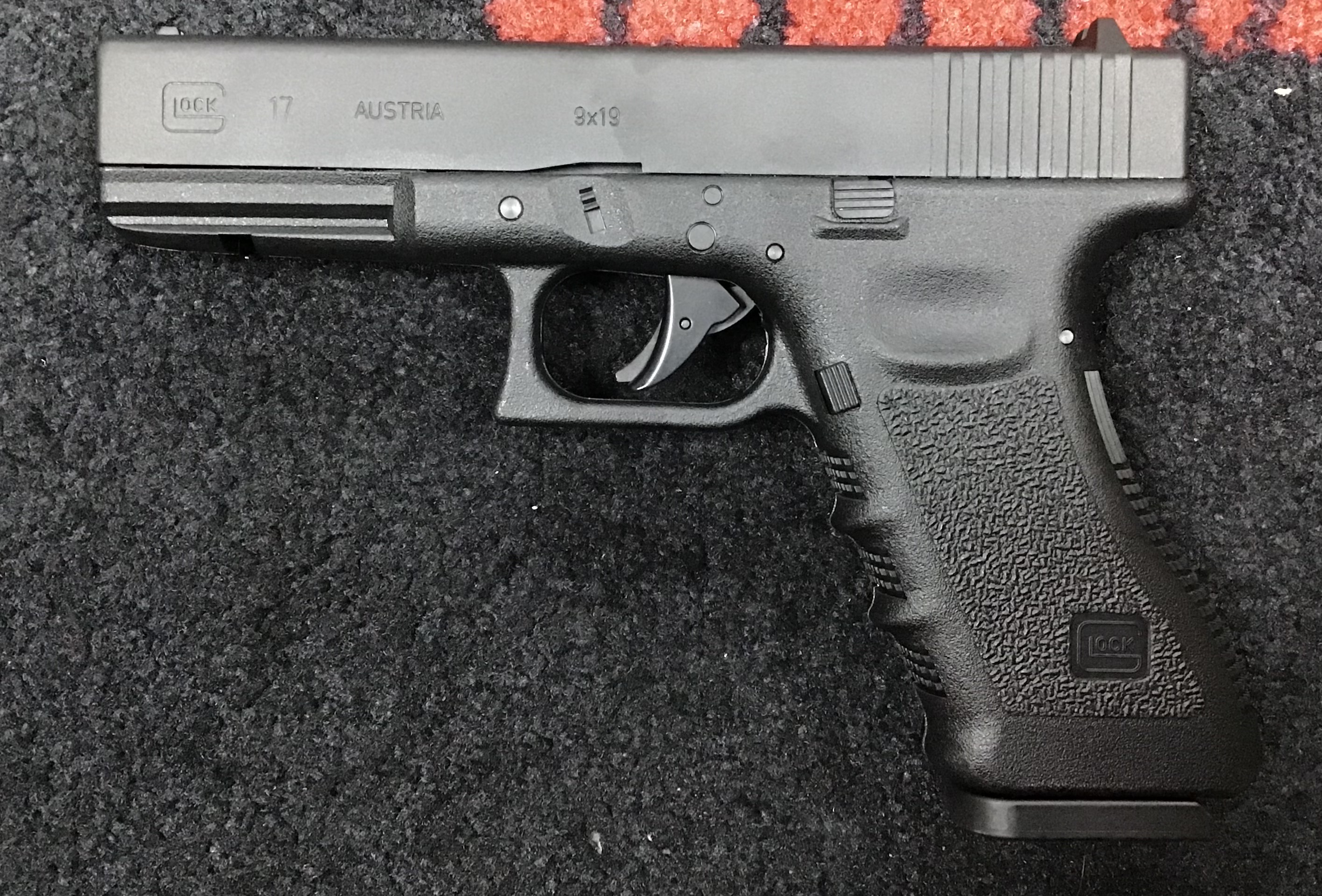 UMAREX .177 OR 4.5MM BB GLOCK 17