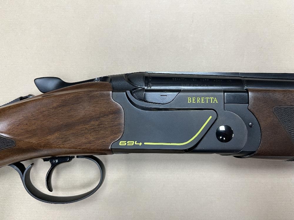 BERETTA 12 Gauge 694 DLC