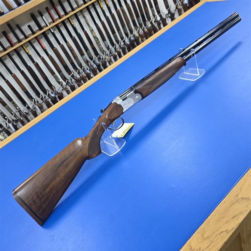 BERETTA 12 Gauge 687