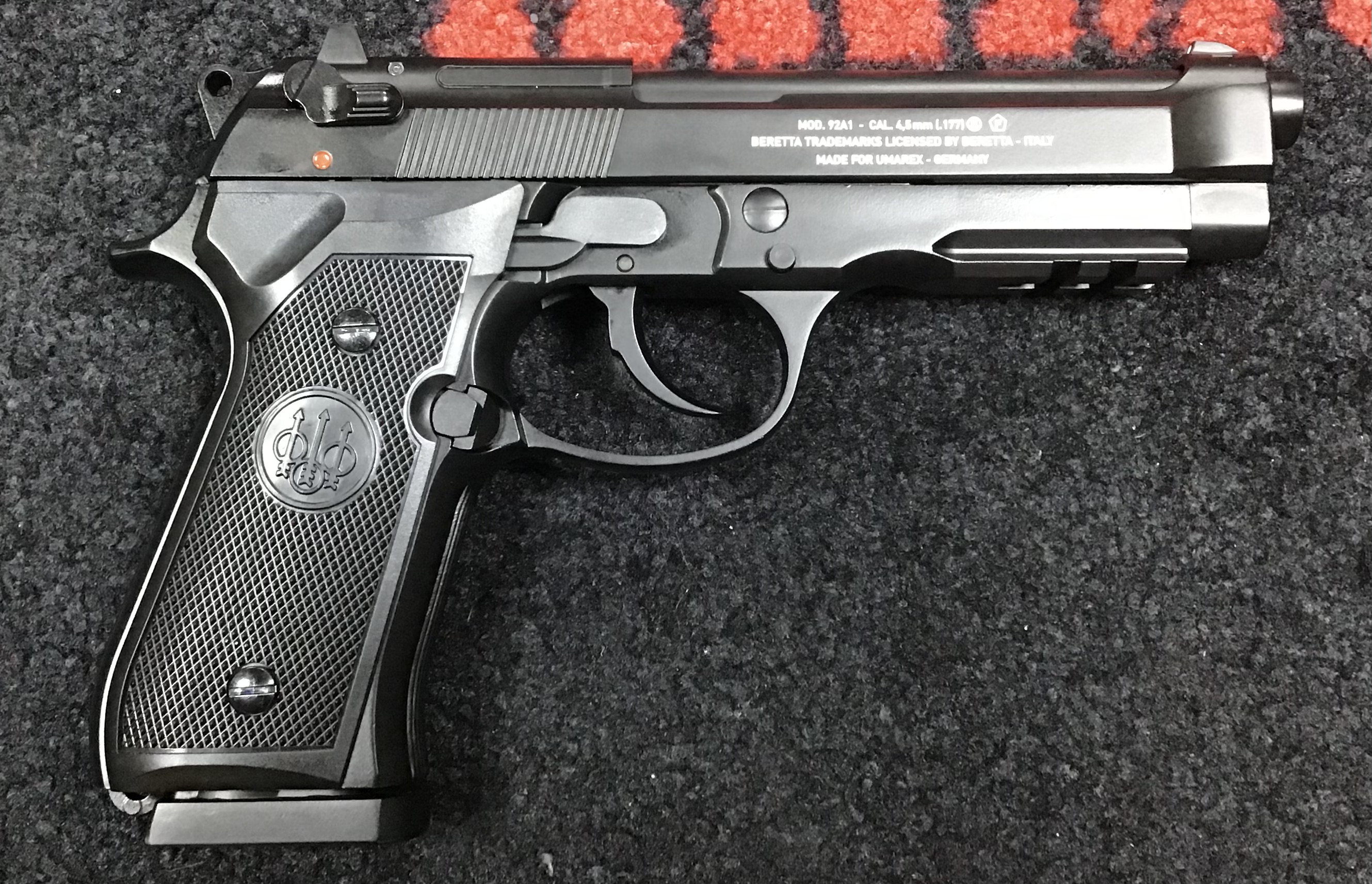 UMAREX .177 (BB) BERETTA M92 A1