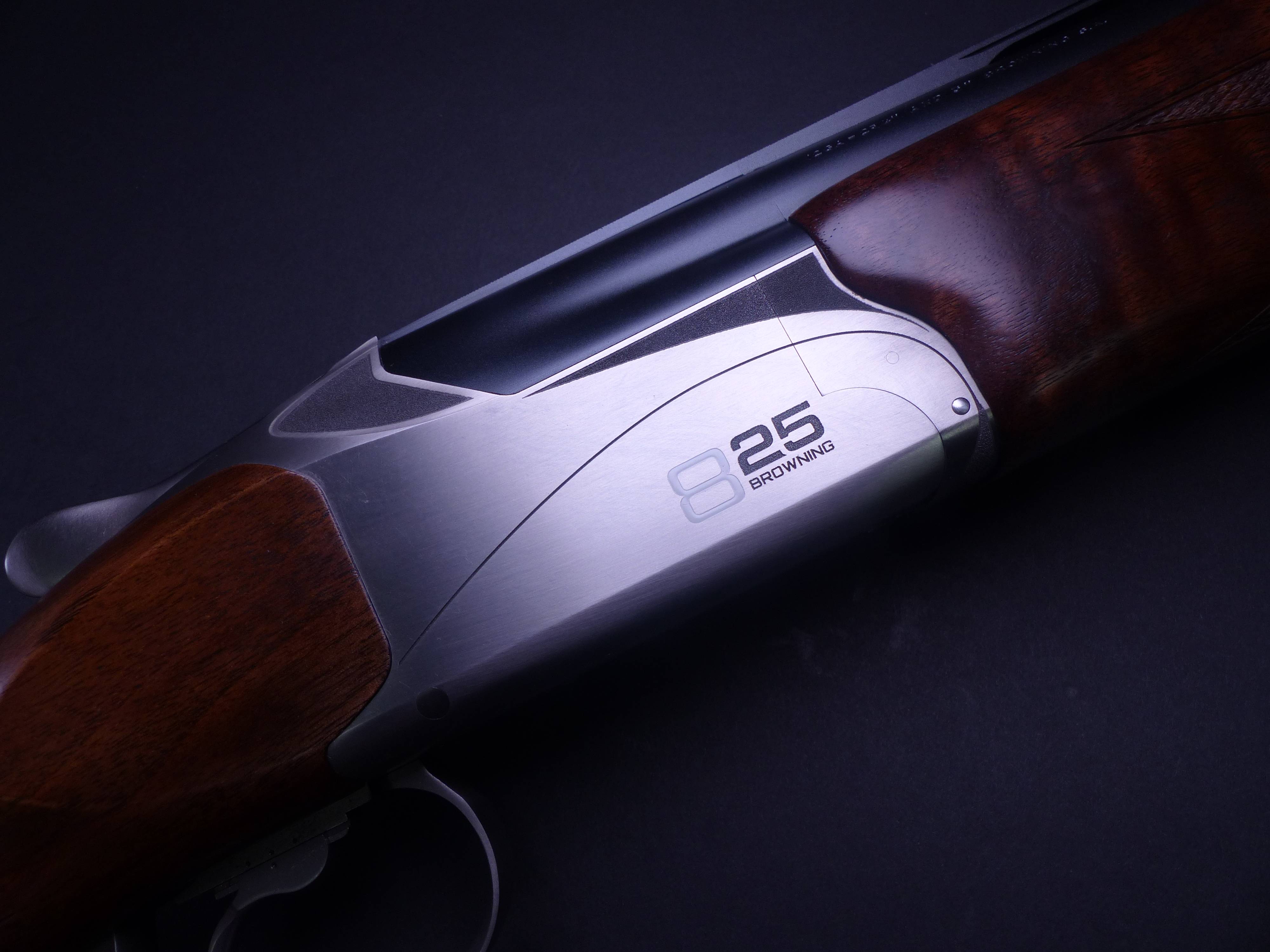 BROWNING 12 Gauge B825 Sport Adjustable 