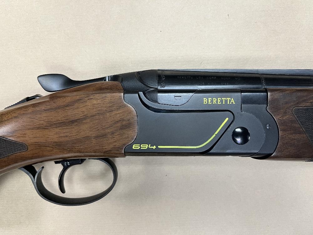 BERETTA 12 Gauge 694 DLC