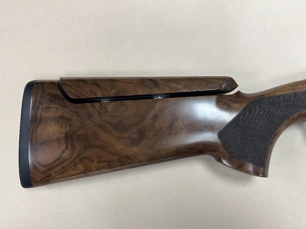 BERETTA 12 Gauge 694 DLC