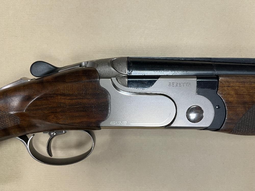 BERETTA 12 Gauge 692